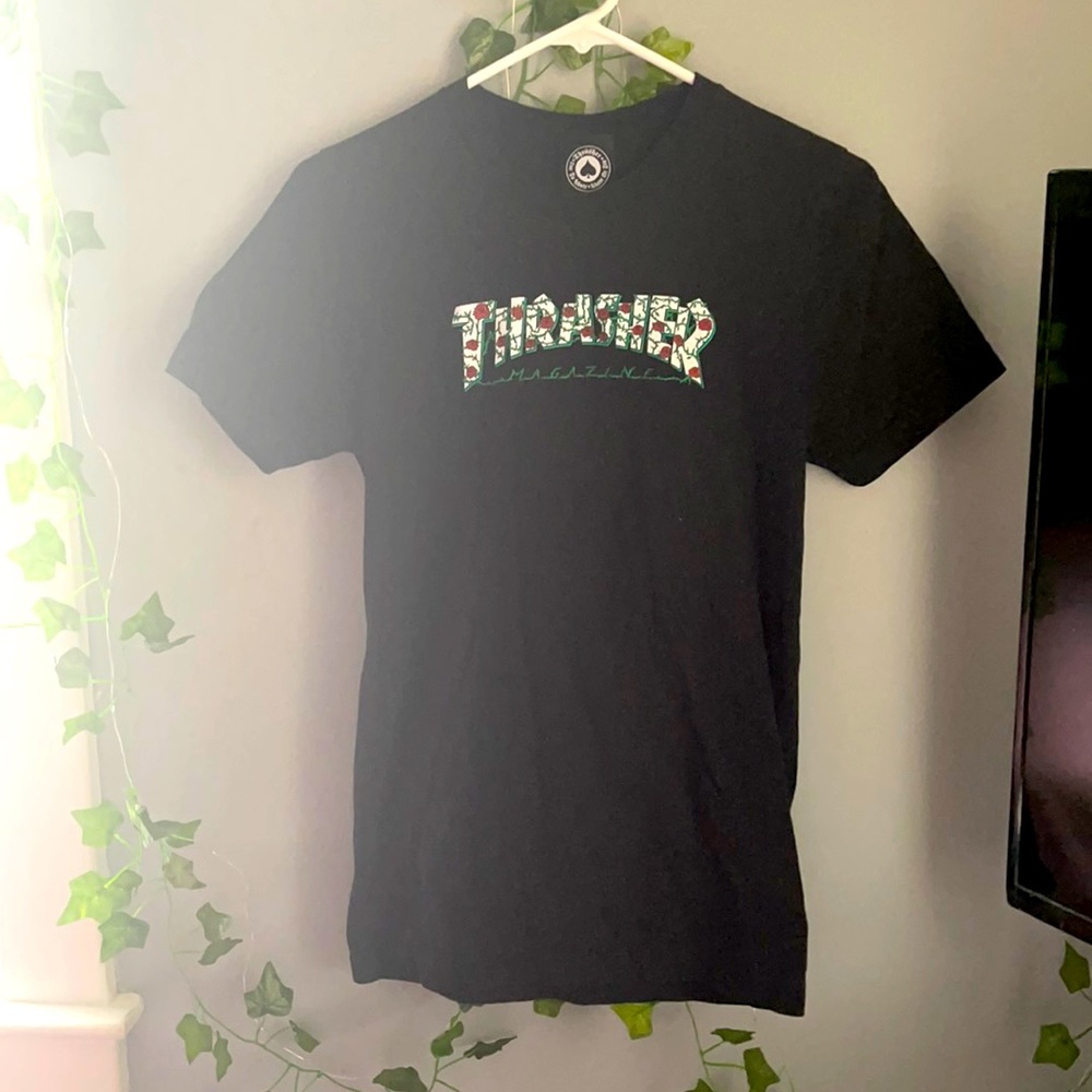 THRASHER rose t-shirt